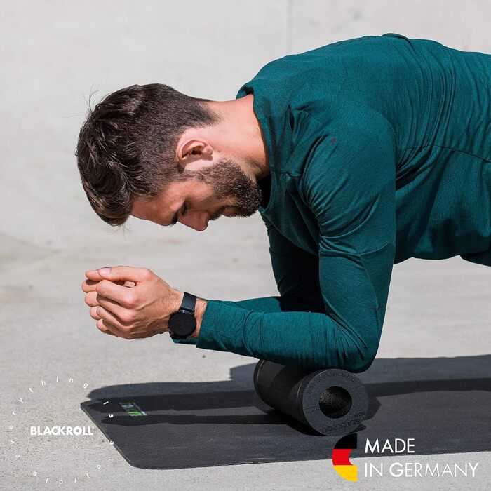 BLACKROLL SLIM фасціальний ролер 30x10 см, масажний ролик для спини та ніг, середня жорсткість, для подорожей, Німеччина, чорний