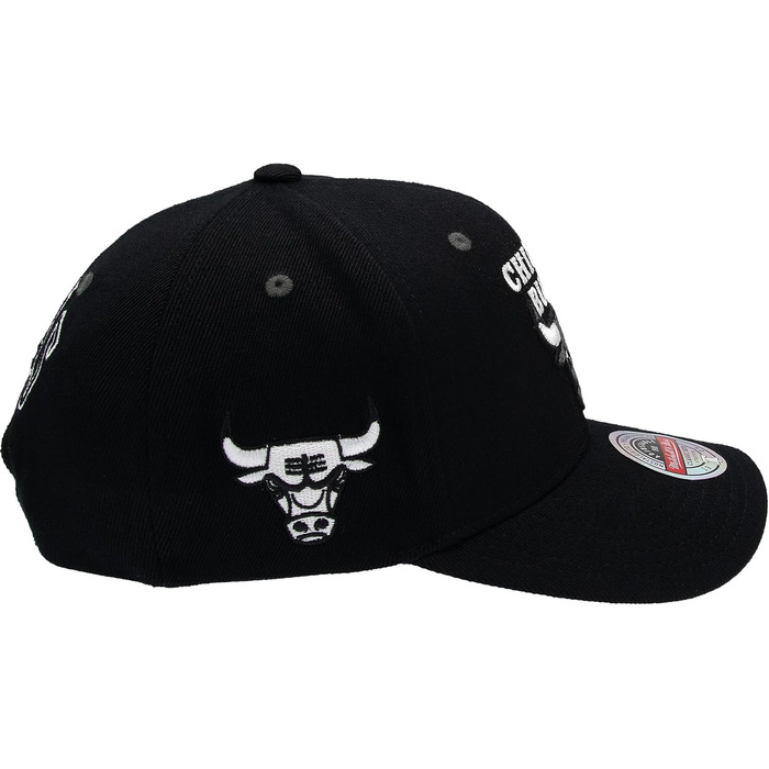 Кепка Mitchell & Ness Chicago Bulls Classic Red Snapback, чорна, універсальний розмір