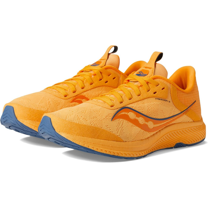 Жіночі кросівки Saucony Freedom 5 для бігу, розмір 42.5 EU, колір Gold Becken