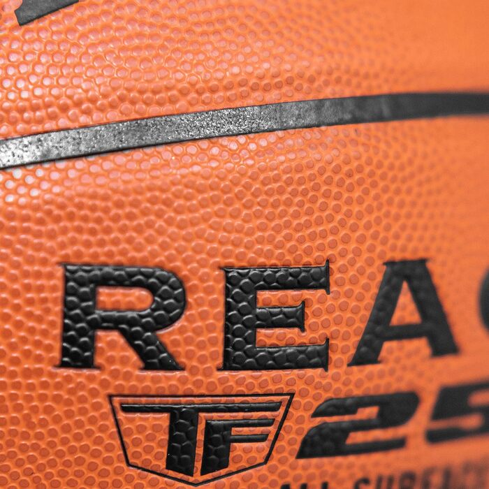 Баскетбольний м'яч Spalding React TF-250 для залу та вулиці, офіційний розмір 7 (29,5 дюймів)