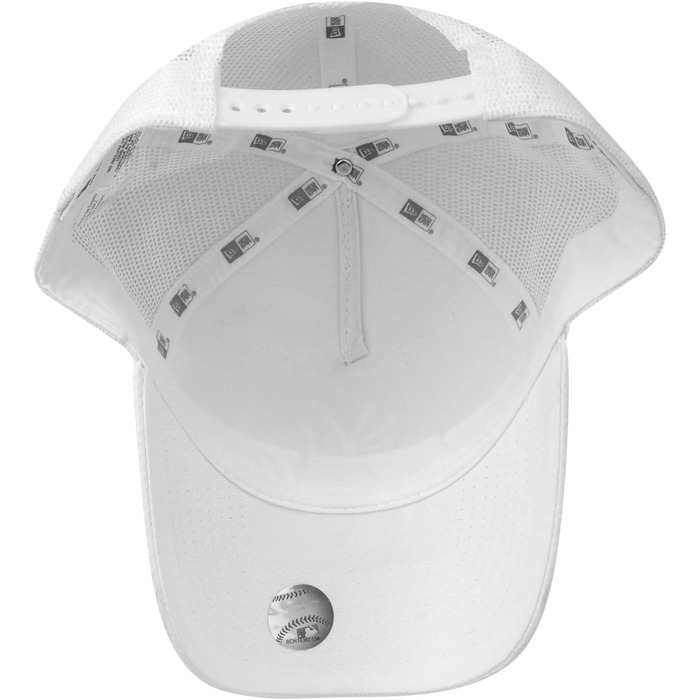 Кепка New Era Mesh Trucker Cap з логотипом New York Yankees, біла, універсальний розмір