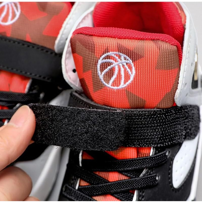 Баскетбольні кросівки Kinder: спортивне взуття для хлопчиків та дівчаток, високі, антиковзаючі, чорні (36 EU)