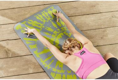 Килимок для йоги adidas Tie-Dye – 10 мм NBR, нековзний, захищає суглоби, з ручкою для перенесення, товстий килимок для пілатесу та фітнесу, 183x61 см, сірий