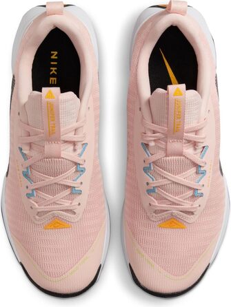 Nike Juniper Trail 3 - жіночі трейлраннінгові кросівки Washed Coral/Phantom/Gold