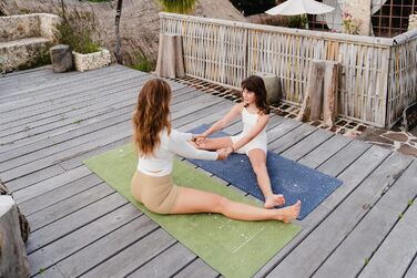Дитячий килимок для йоги Yoga Design Lab Celestial, екологічний, нетоксичний, з ременем, для йоги, гімнастики та фітнесу