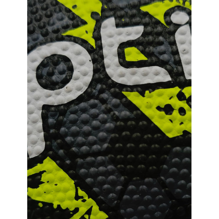 Баскетбольні м'ячі OPTIMUM: зносостійке зчеплення, універсальні для гри в приміщенні та на вулиці, оптимальний контроль та точність. (Розмір 7, Чорний/Жовтий)