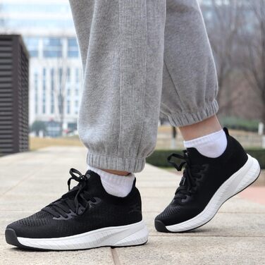 Жіночі спортивні кросівки для бігу та повсякденного носіння. Легкі, дихаючі, чорно-білі (36 EU)