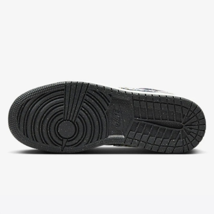 Кросівки Air Jordan 1 Low SE (GS) для дівчат, р. 36, зручне молодіжне взуття