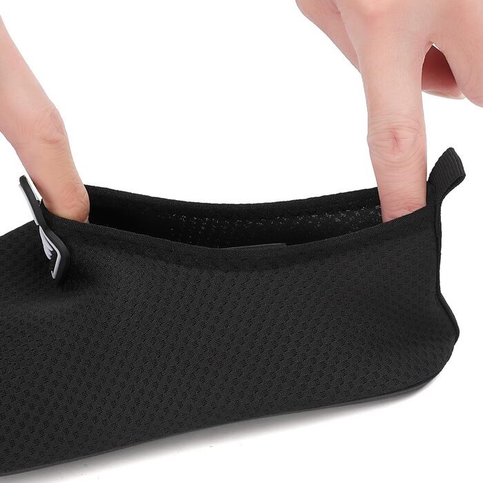 Чоловічі та жіночі аквашузи для плавання та відпочинку на пляжі. Легкі, швидковисихаючі, з антиковзким покриттям. Розмір 41 EU, чорний колір