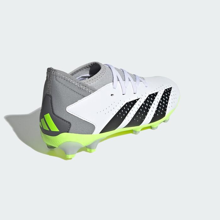 Бутси для футболу Adidas Predator Accuracy.3 Turf для хлопчиків (30.5 EU, білий, чорний, лимонний)