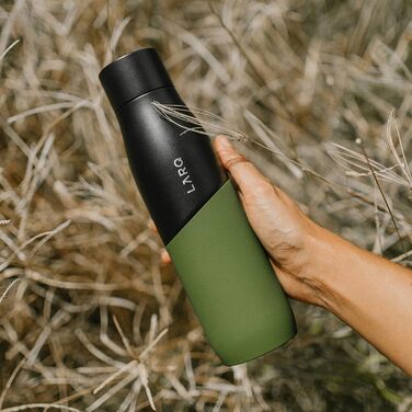 Пляшка LARQ Bottle Movement PureVis 710 мл – легка багаторазова нержавіюча пляшка для води з UV-очищенням, самостійним очищенням, для подорожей, чорна/зелена, гарантія 2 роки