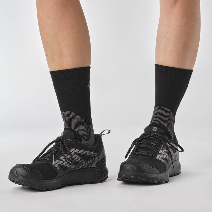 Жіночі трейлраннінг та похідні черевики Salomon Wander Gore-Tex, чорно-сливовий, розмір 38 2/3 EU