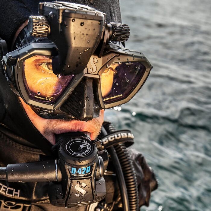 Дайвінг-маска Scubapro D-Mask з адаптером для HUD-комп'ютера