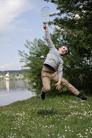 Набір для бадмінтону Talbot-Torro Family: 2 дитячі ракетки 53 см, 2 стандартні, 3 волан, сітка, сумка