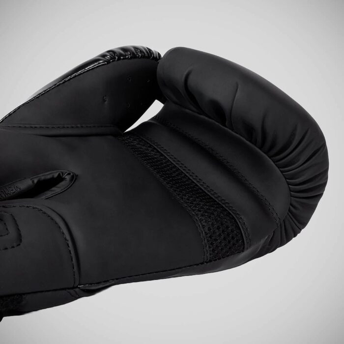 Боксерські рукавички Venum Challenger 4.0 10 oz чорні