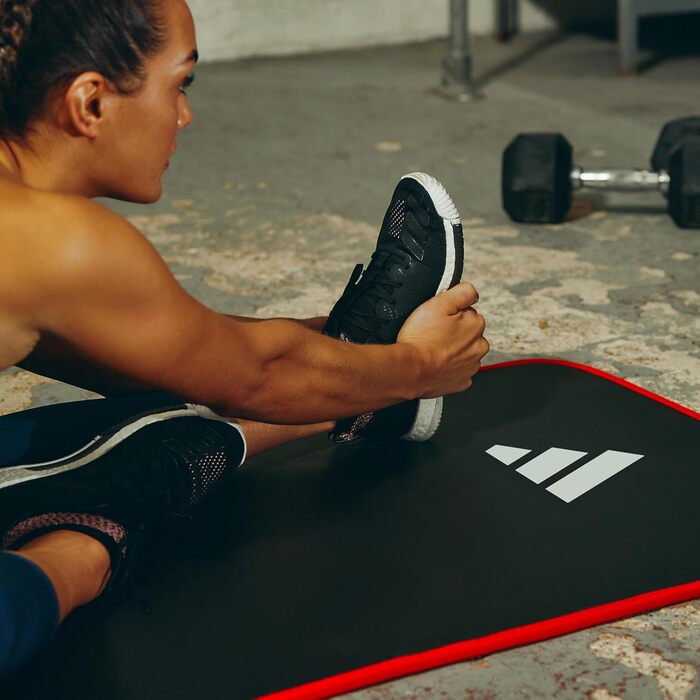 Фітнес-килимок для тренувань adidas, товщина 10 мм, 183x61 см, з ременем для перенесення, червоний